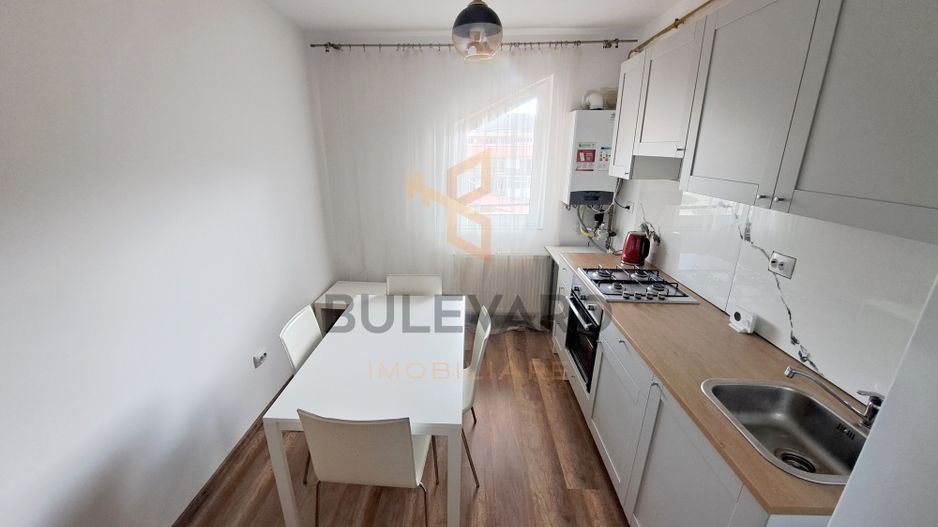 Apartament 4 camere 128 mp utili, centru Floresti - Poză 3