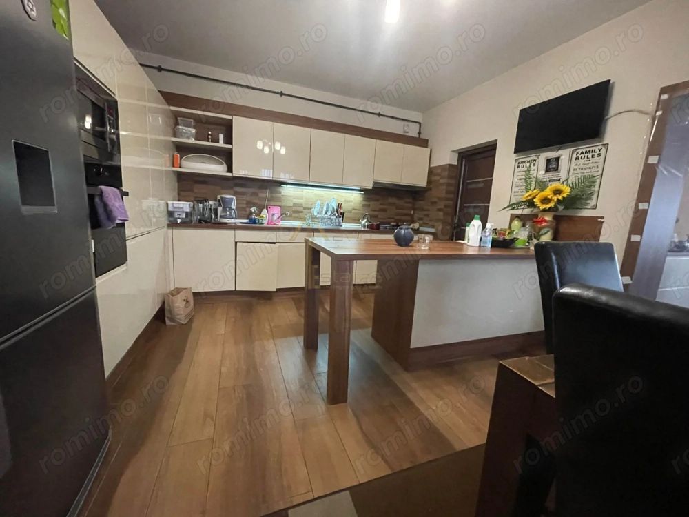 Satu Mare, Casa semicentrala zona stadionului Olimpia - Poză 3