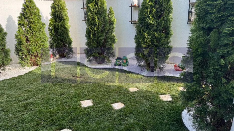 APARTAMENT 3 CAMERE DE VÂNZARE + CURTE PROPRIE + 2 LOCURI DE PARCARE - Poză 3