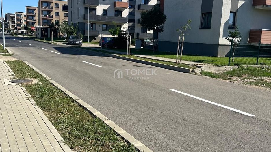 Teren str.Nicolae Labis Tractorul - Poză 3