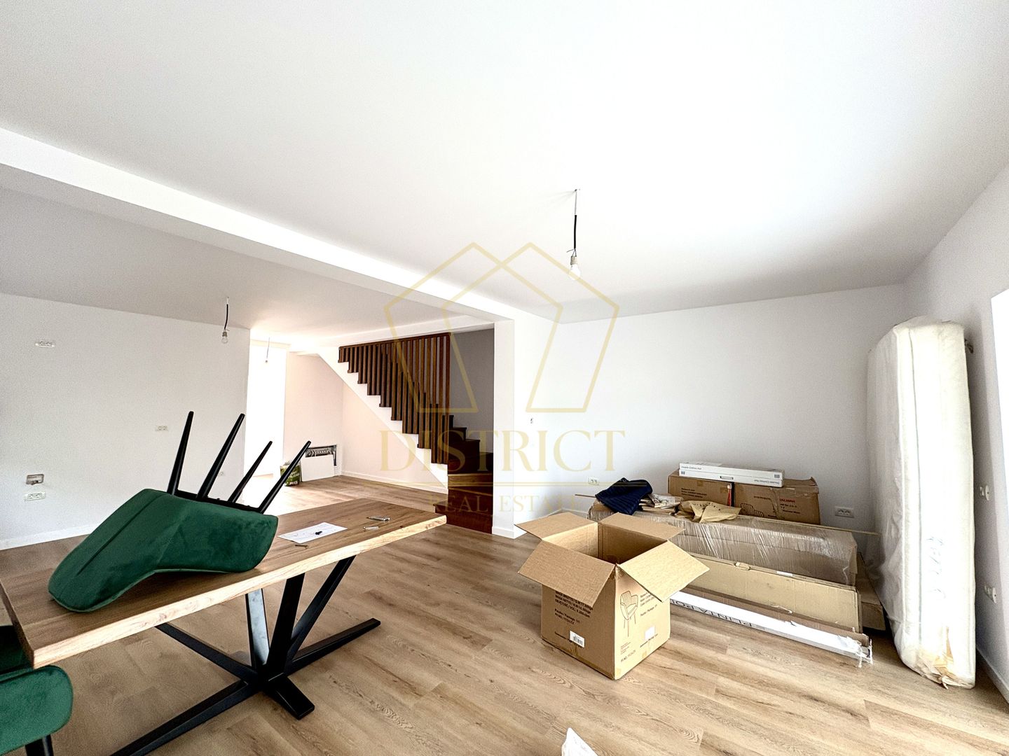 Duplex modern cu 4 camere si dressing | Mosnita Noua | ESO Petrol - Poză 3