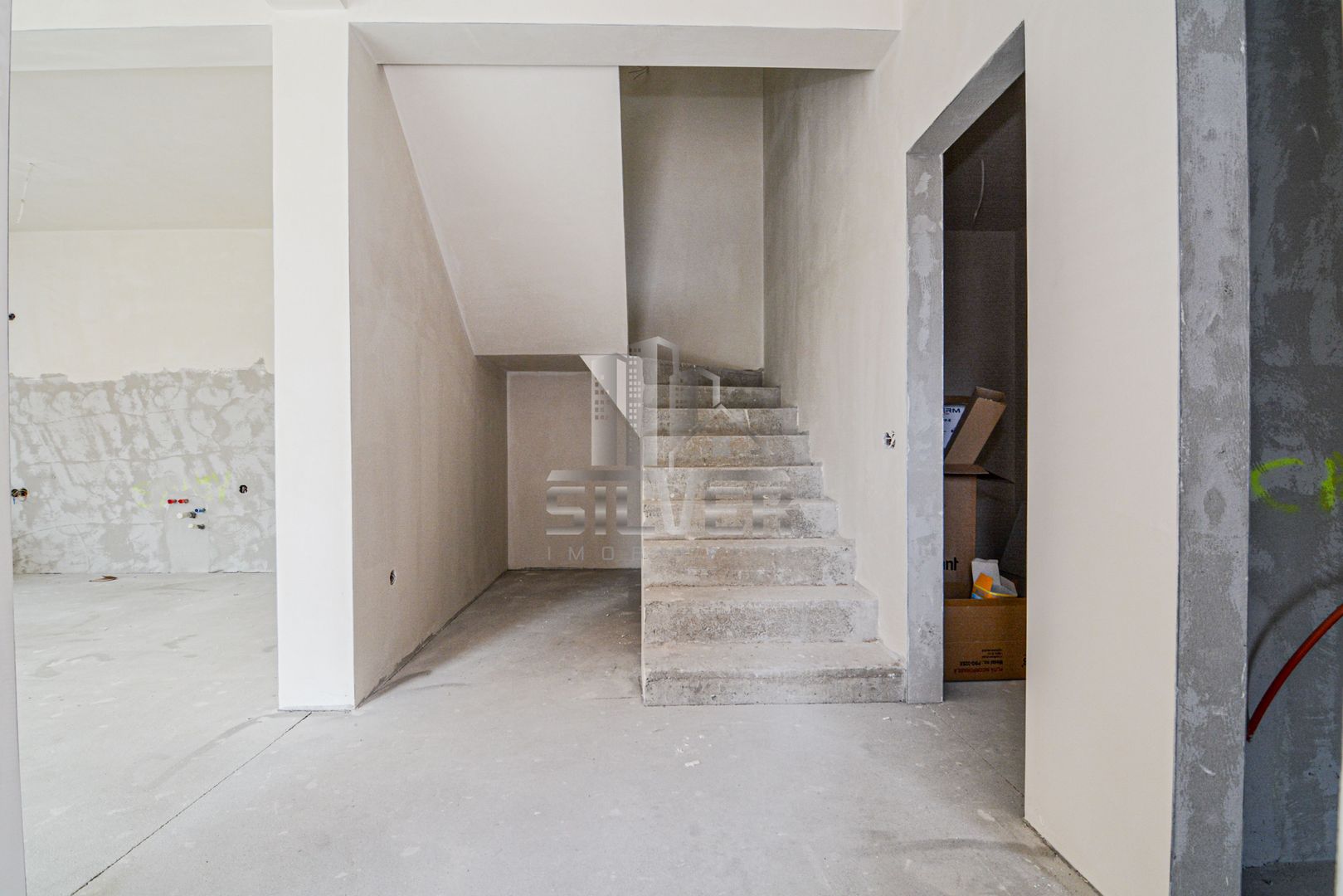 Casa de tip Duplex in Floresti in zona Lidl Eroilor - Poză 6