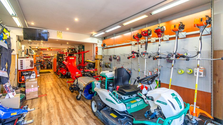 Proprietate mixtă Brașov | Spațiu comercial + locuință | 0% - Poză 10