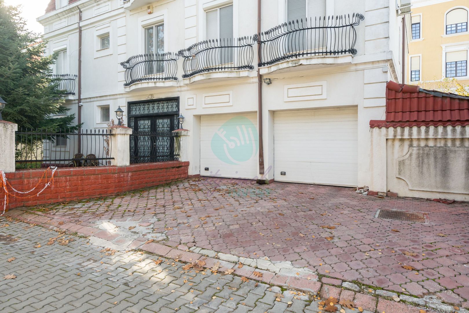 Vila spatioasa in zona Erou Iancu Nicolae - British School - Poză 17