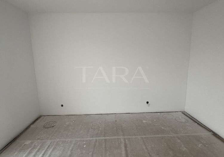 Apartament de vânzare cu 1 dormitor și living open-space în Florești. - Poză 1