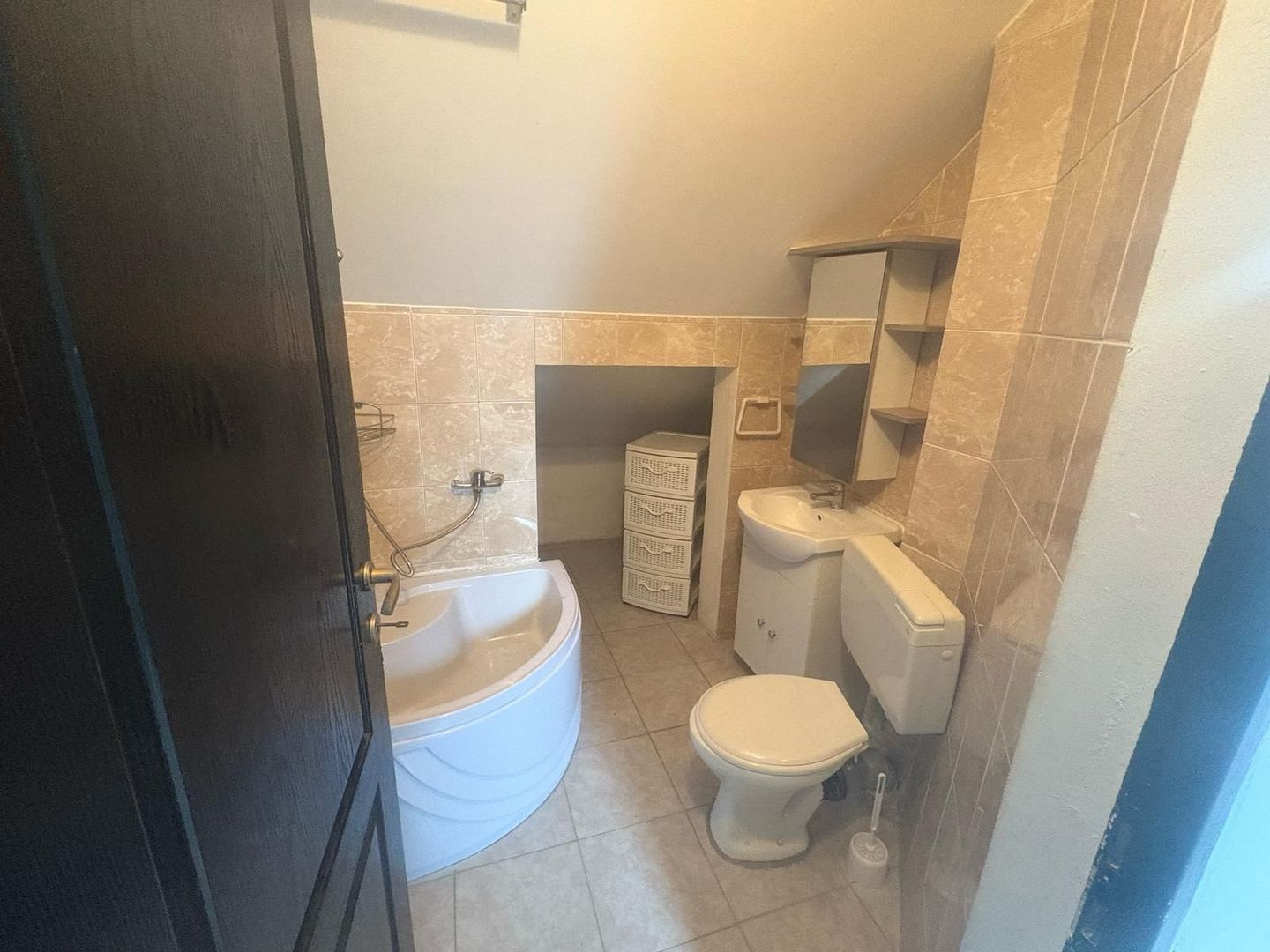 Apartament 4 camere | Floresti | Mobilat si utilat | CT proprie | 80 mp - Poză 6