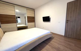Apartament la curte, 2 băi, loc de parcare, zona linistita, dressing - Poză 4