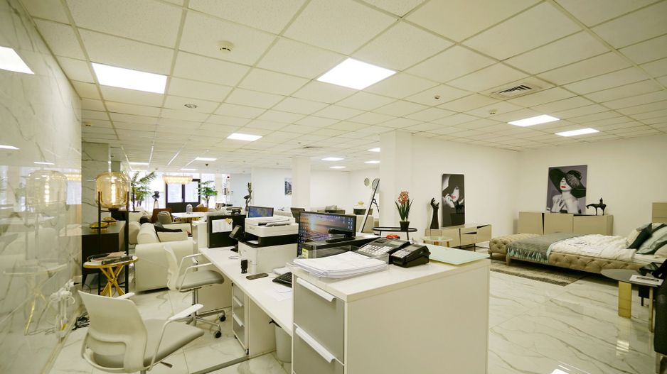 Spatiu comercial 2000 mp,Valea Cascadelor - Poză 5