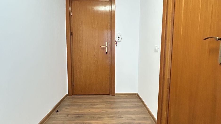 Apartament 3 camere amenajat modern centrala termica Galeriile Soveja - Poză 9