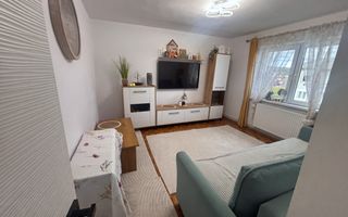 Apartament 2 camere de vânzare | Cisnădie, Central | renovat - Poză 1