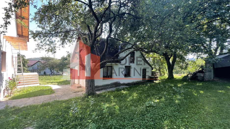 Casa Batraneasca Reconditionata Tohanita Bran 2300 mp Teren - Poză 9