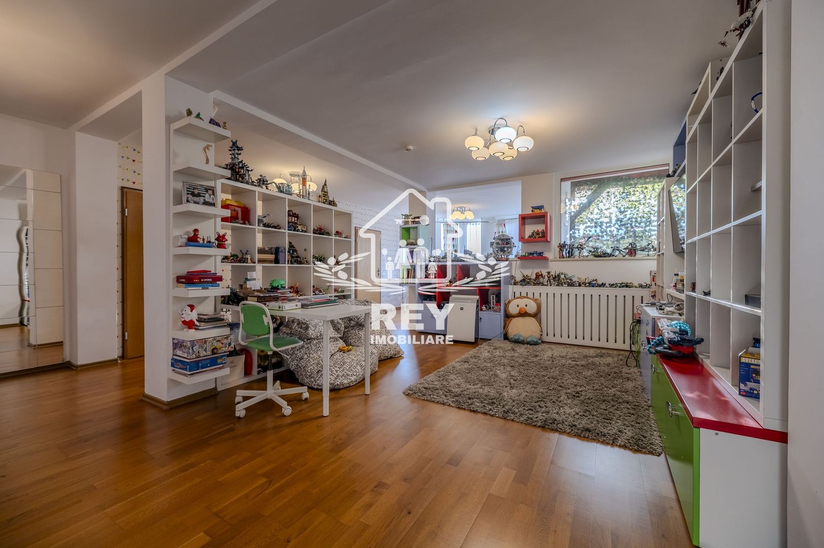 De Vânzare Vila Superba la liziera parcului Sub Arini - Poză 6