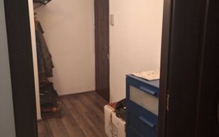 Garsoniera in bloc de apartamente piata Astra - Poză 5