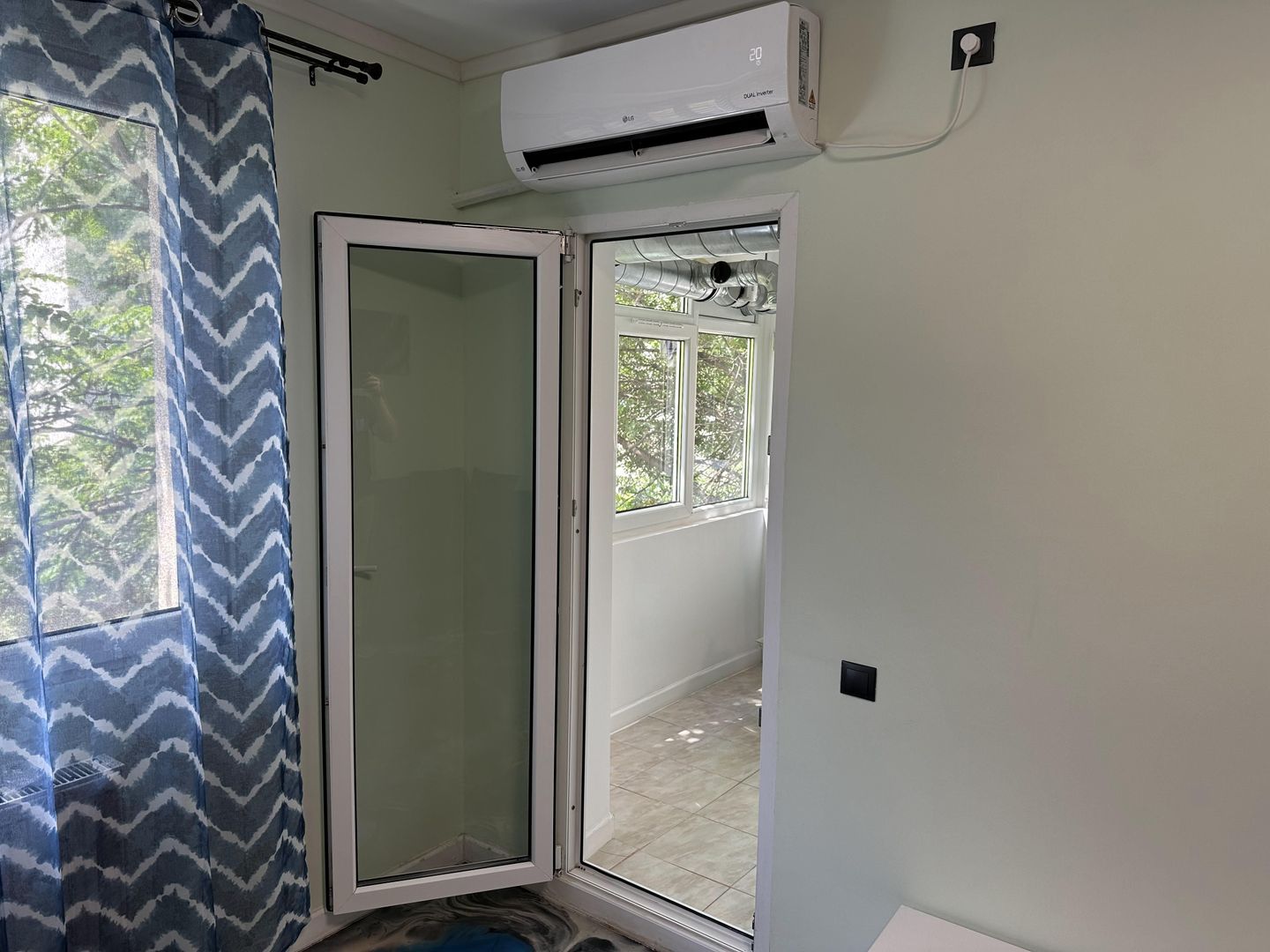 Inchiriere apartament mobilat și utilat 3 camere zona Titan Negociabil - Poză 10