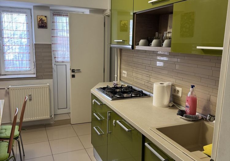 Apartament 3 camere de inchiriat - Poză 3