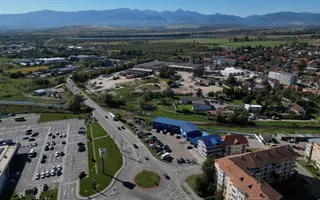 Oportunitate strategică de dezvoltare în Hațeg 3.079 mp - Poză 13