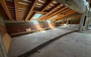 Vila deosebita, D+P+E+M, nefinalizata, 10 camere,2838m2, negociabil - Poză 18