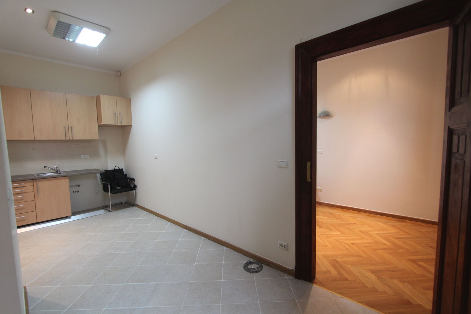 Apartament pretabil birou - Piata Victoriei - Poză 13