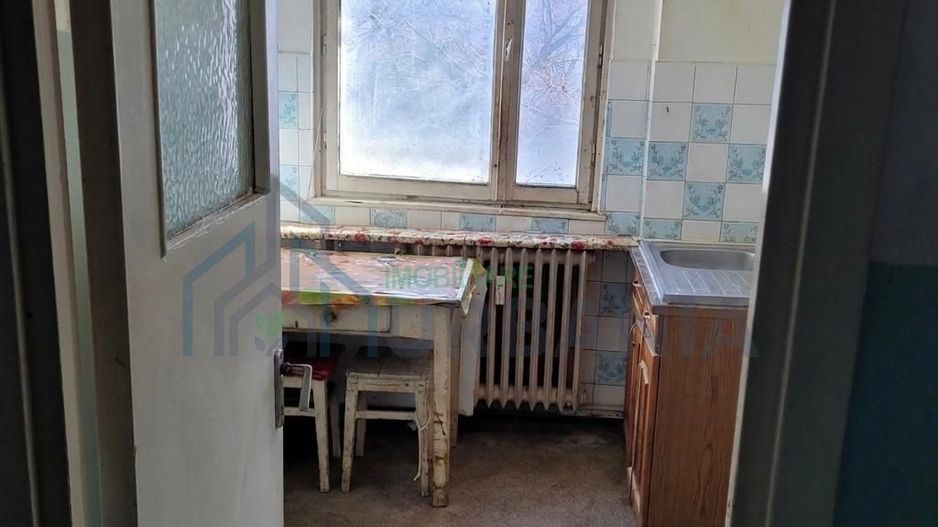 Apartament Tătărași  85000 E negociabil - Poză 2