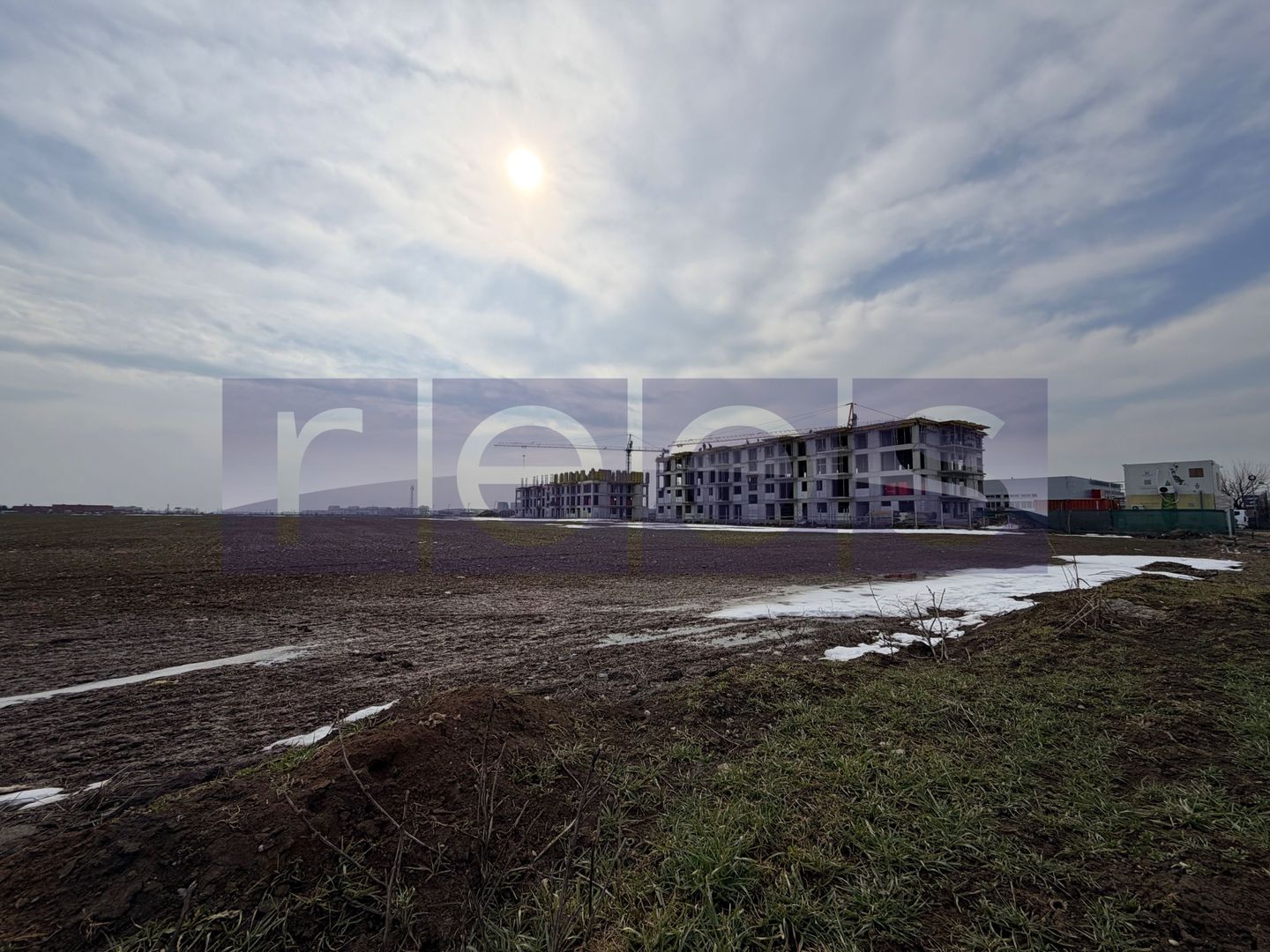 VANZARE TEREN 13.300 MP | TUNARI | - Poză 1
