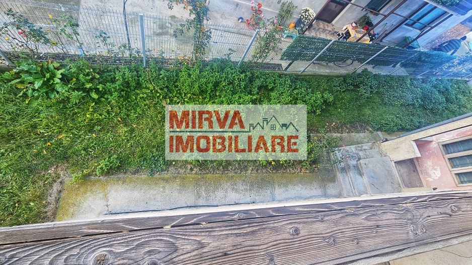 Exclusivitate! Casă cu teren generos în Sat Olteni, Com.Teișani - Poză 46