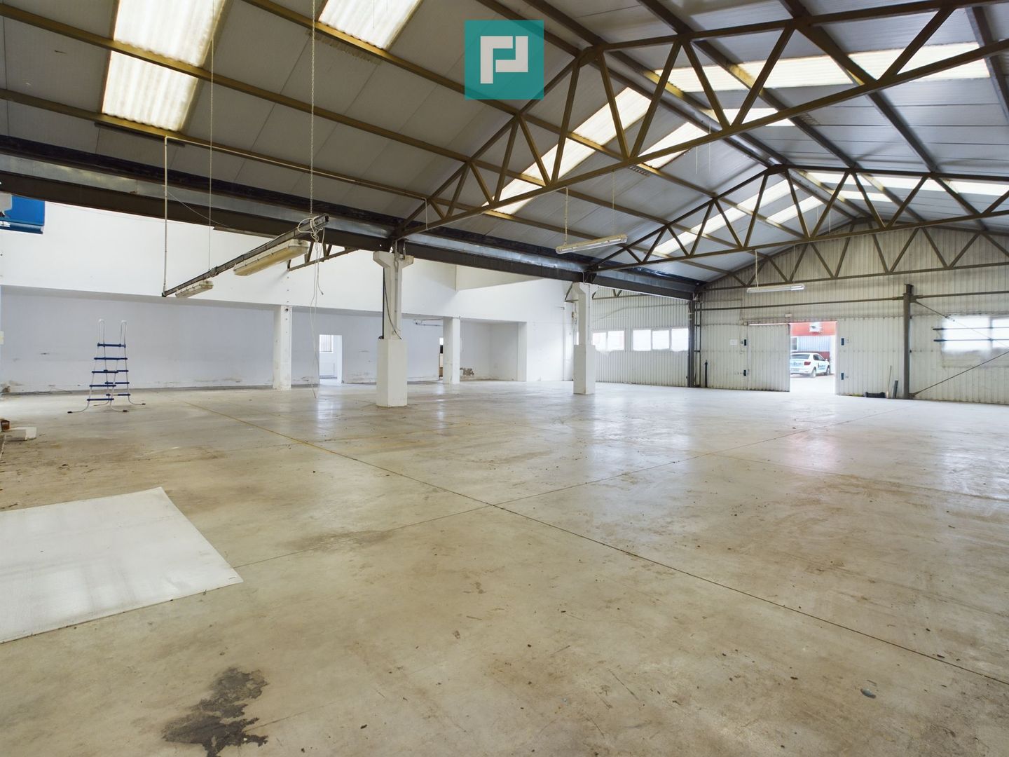 Hală suprafața de 529mp în Arad - Poză 2