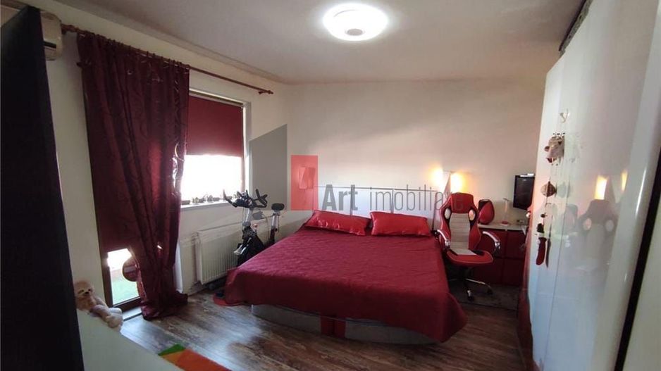 Vânzare apartament în vilă -Bd. Mărășești - Poză 1