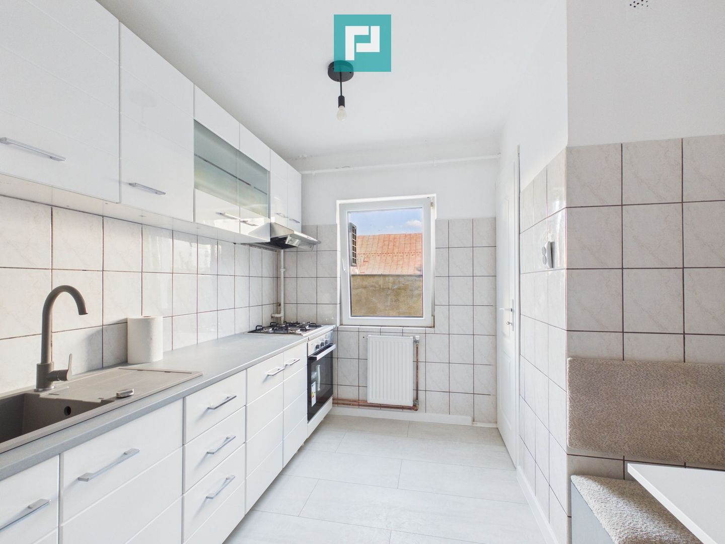 Apartament lux 3 camere de închiriat central Arad - Poză 7