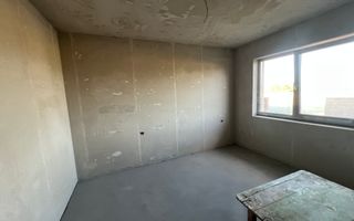Duplex 5 camere despartit prin garaj | Giroc - Poză 7