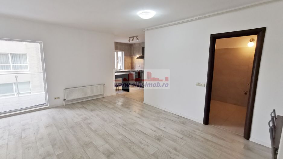 Vanzare Apartament 4 camere Baneasa - Poză 27