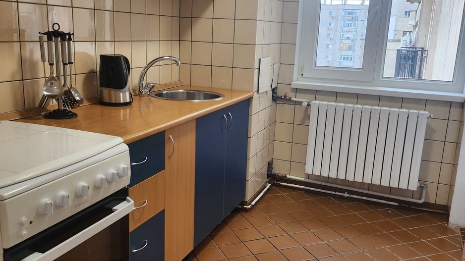 De Inchiriat Garsoniera Bd. Decebal LUX cu TERASA langa Rond Alba Iulia - Poză 20