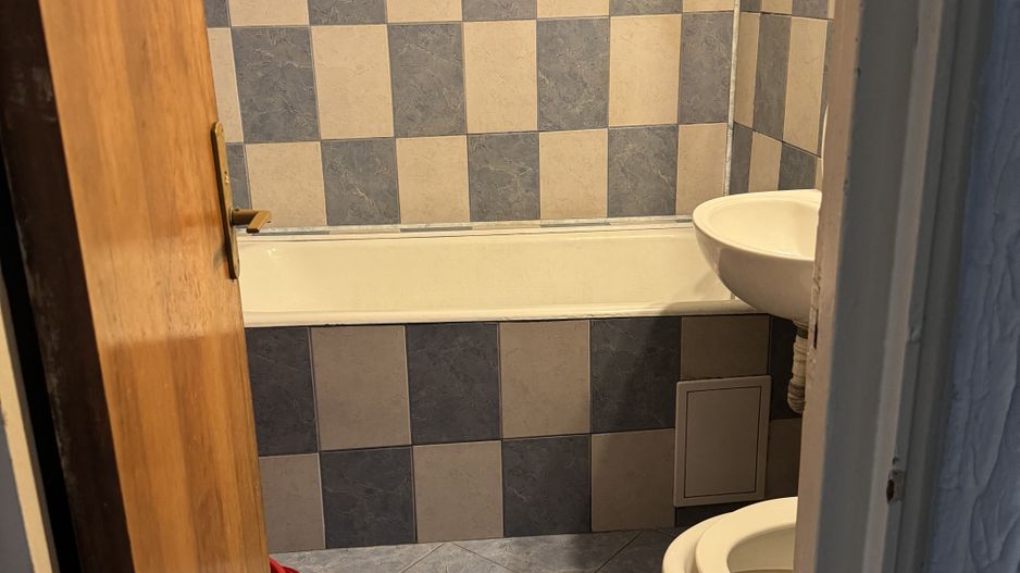 Apartament 2 camere de vanzare Drumul Taberei - Poză 3