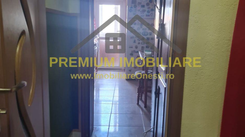 De vânzare apartament 2 camere decomandate – zonă centrală - Poză 6