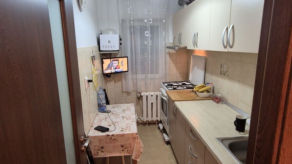 Garsoniera zona Auchan Titan - 1 Decembrie 1918 - Poză 2