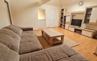 Casă cu teren generos pretabila pentru afacere - Poză 9