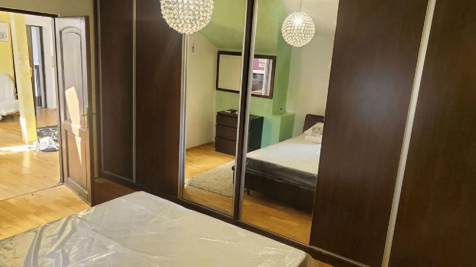 APARTAMENT MANSARDA PARC CAROL - Poză 4