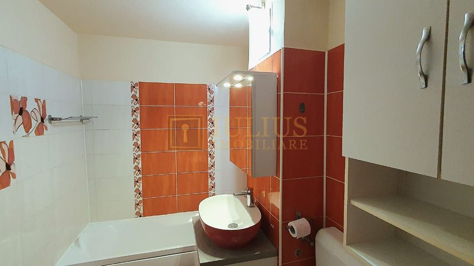 2 camere, decomandat, centrala proprie; Shoping City. - Poză 11