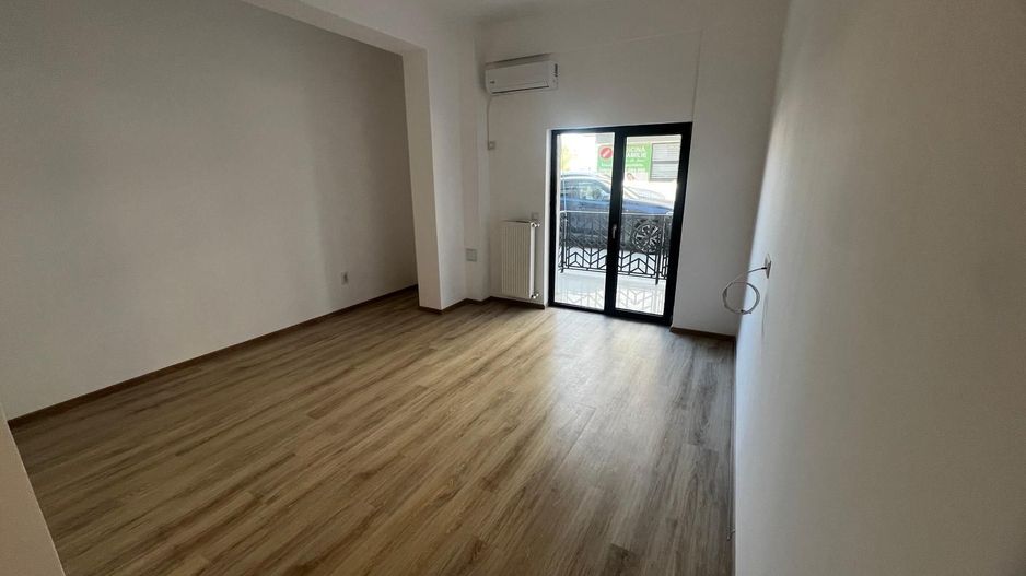 GARSONIERA BRAGADIRU, PRIMA INCHIRIERE, PRETABIL FILMA - PUNC DE LUCRU - Poză 3