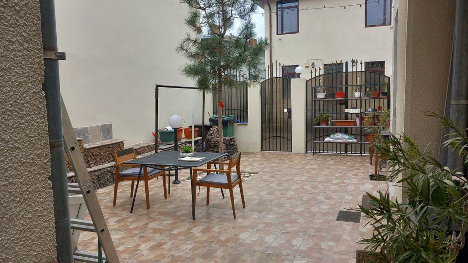 BRASADAS vinde casa curte comuna 3 cam 77mp HALA TRAIAN - Poză 6