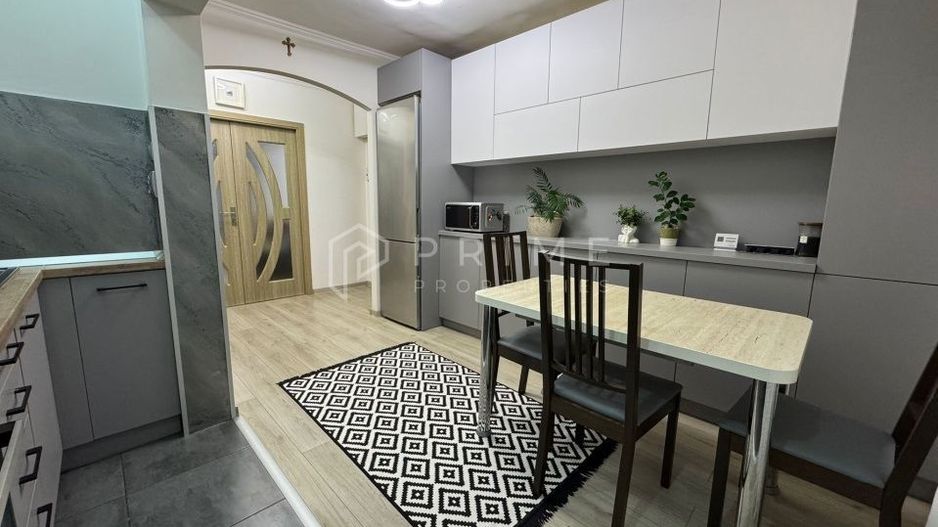 Apartament cu 3 camere, decomandat – Cartier Tudor- Mobilat și utilat - Poză 1