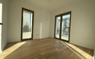 Casa cu 4 camere - Dumbarvita - Poză 18