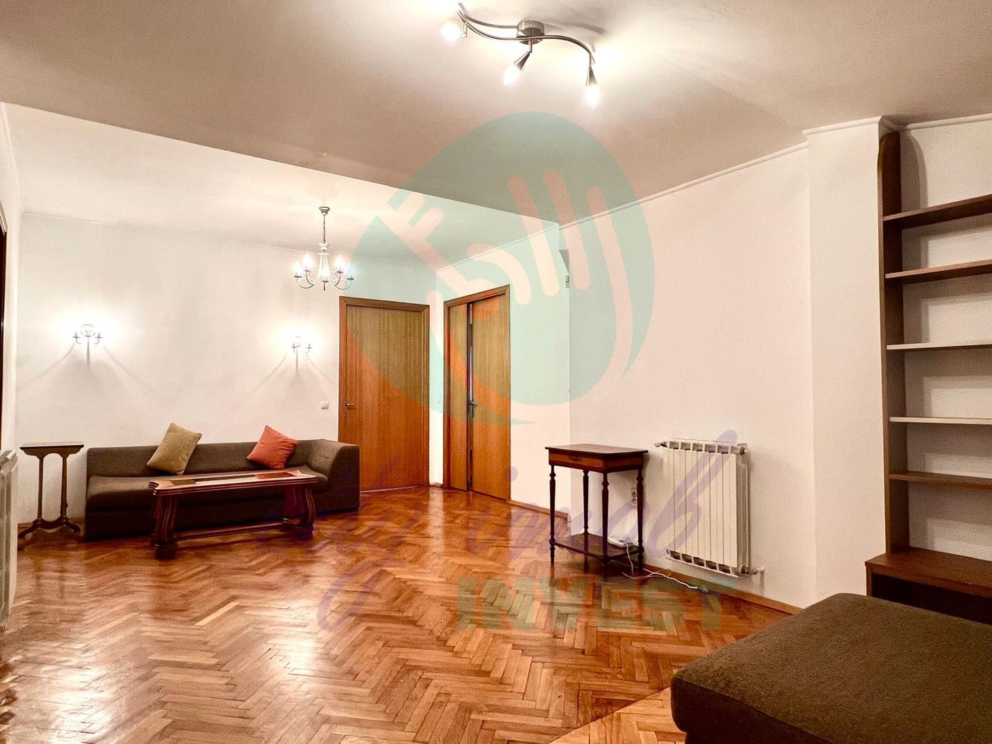 Apartament  3 CAMERE in bloc boutique-CENTRALA PROPRIE-80 mp - Poză 2