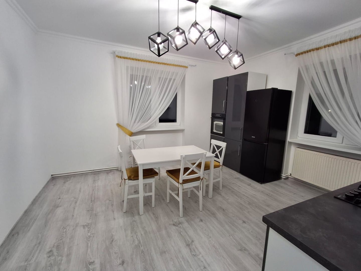 Apartament cu 3 camere la vila, de vanzare, zona Stefan cel Mare, Sibiu - Poză 1