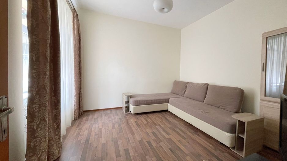 Apartament spațios în clădire istorică – 70 mp, Palatul Istvan Nemes - Poză 2