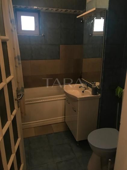 Vând apartament 3 camere decomandat zona Pasteur, Zucca, UMF. - Poză 5