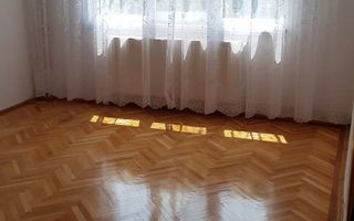 2 camere modificate in 3, etaj 2/4, centrala, Rovine - 115 000 Euro - Poză 3