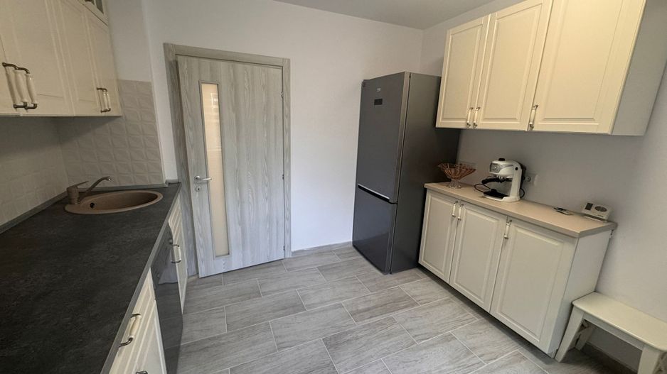 Sebastian 3 Camere Centrala Parcare 2 bai 3/8 - Poză 5