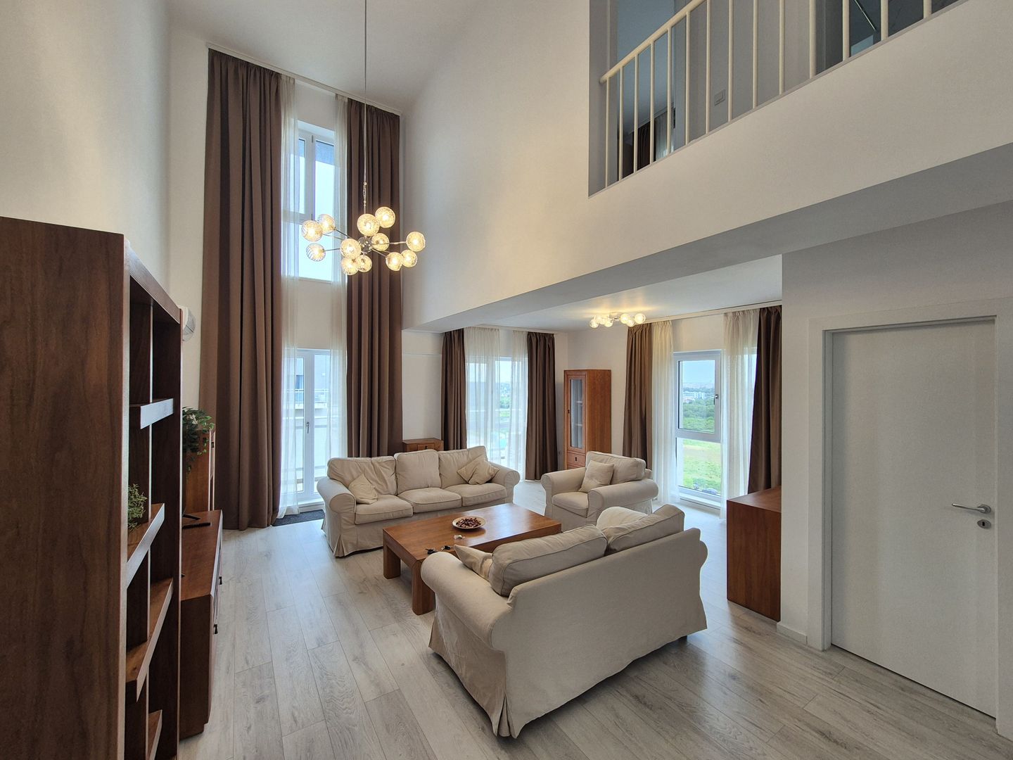 Penthouse 124 mp + 2 locuri de parcare - Belvedere Residence cu vedere la lac - Poză 3