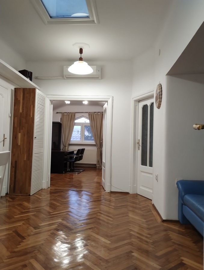 Închiriez apartament 3 camere, Calea Calarasi,renovat,centrală proprie - Poză 7