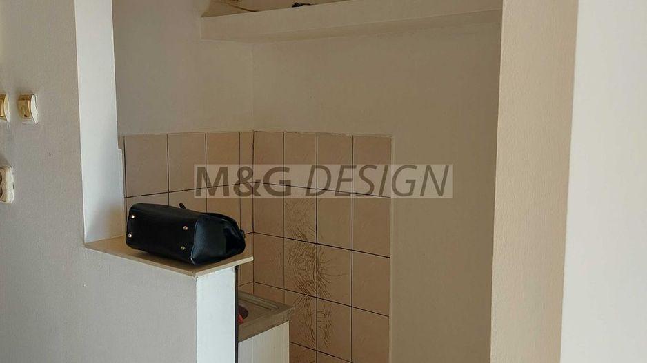 Garsoniera  in zona Complexul  Studentesc - Poză 3